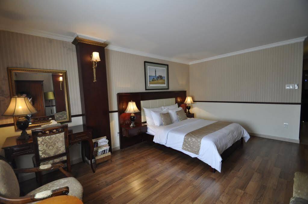 Hanz Vuon Saigon Hotel & Spa ホーチミン市 エクステリア 写真
